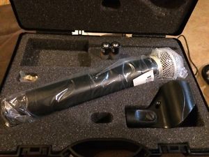 Shure UHF-R UR2/SM58 Handheld Wireless Transmitter with SM58 Capsule - H4 Band