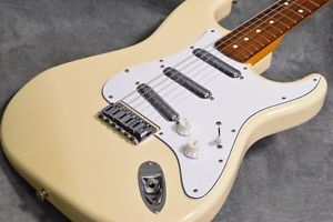 Fender Japan Stratocaster ST62 SPL SRV/OWT Made in Japan Used FreeShipping #g902
