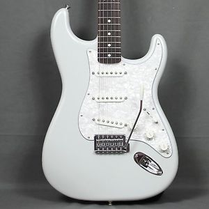 MINT Fender Special Edition Opal White Stratocaster Electric Guitar - FREE SHIP