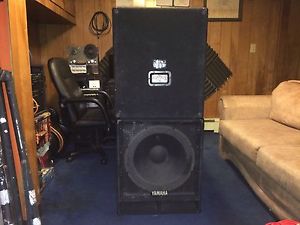Yamaha SW118IV Subwoofers Pair