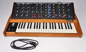 Moog Minimoog OS Voyager Old School ~MINT~ True Analog Performance Synthesizer
