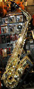 Yamaha YAS-52 Gold Lacquered Intermediate Model Eb Alto Saxophone