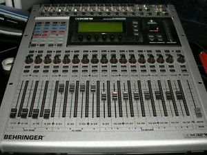 BEHRINGER DIGITAL  MIXER  DDX 32-16 + 1 SCHEDA ADT 1616. AFFARISSIMO!