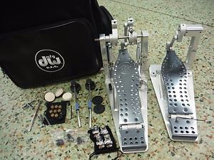 DW  Double Bass Pedal & Bag