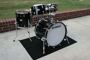 Yamaha Absolute Hybrid Maple - 4 pc. drum set - Black Lacquer - 20, 10, 12 & 14