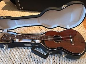 Collings UT2 Mahogany Tenor Ukulele