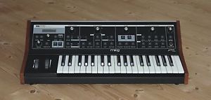 Moog Little Phatty / Bob Moog Tribute Edition Analog Synthesizer/LIMITED EDITION