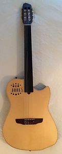 Godin Multiac Fretless Nylon SA with gig bag