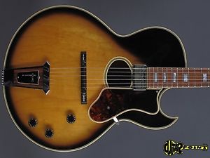 1976 Gibson Howard Roberts Custom Arch Top - Sunburst - /Floating Humbucker