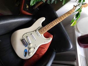 Fender Jimmie Vaughan Signature Tex-Mex Stratocaster