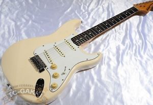Aria Pro II St40