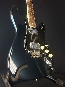 2014 Fender Classic Player Stratocaster HH, Dark Mercedes Blue