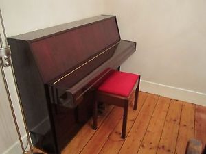 Yahama Acoustic Piano Made in Japan