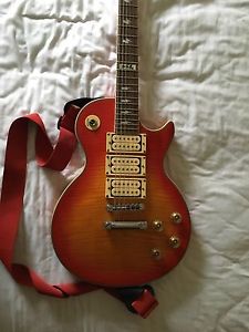 epiphone les paul Ace Frehley Signature .