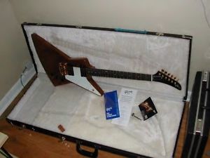 2011 Gibson  76 Reisue Explorer Natural W/ Original Case
