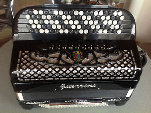 AKKORDEON GUERRINI Professional– CASSOTTO