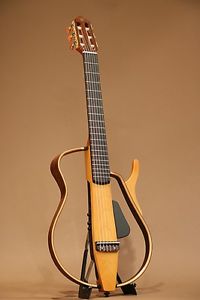 YAMAHA SLG120NW 2006 Guitar USED w/Gigcase FREE SHIPPING from Japan #R1092