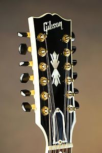 2005 Gibson SJ-200 12-String Custom Acoustic Guitar J-200