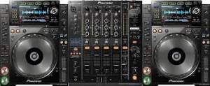 Pioneer CDJ 2000 Nexus Digital Multi Player Controller With DJM 900 Nexus 4-Channel Dj Mixer Kit, Wi-Fi audio streaming, FREE Pioneer Rekordbox Software Included. This Professional DJ Kit features 2 Pioneer CDJ-2000nexus and 1 Pioneer DJM-900nexus