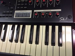 Hammond SK1-61,  61 Key Portable Drawbar Keyboard complete and original box