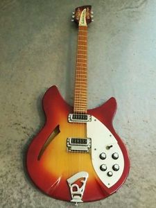 Rickenbacker 330 FG 1993 Used w / Hard case