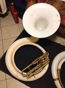 Lot of Tubas - Sousaphones - KING - CONN - Instruments