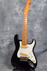 Fender Japan ST-235 BLK  "MIJ" Rare small size guitar, Good condition w/GB