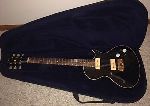 1996 GIBSON BLUES HAWK BLUESHAWK ELECTRIC GUITAR With Case