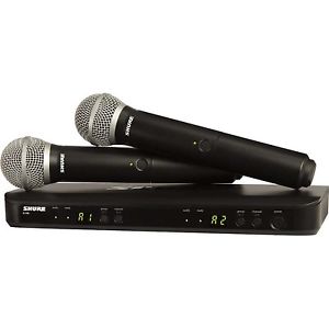 Wireless System 2 Handheld Transmitters W/ PG58 Microphone Heads PG88 Receiver