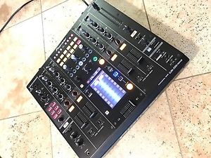 Pioneer DJM2000 NEXUS -- Mint Condition