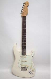 Fender Japan Exclusive Classic 60s Strat Vintage White w/soft case F/S #Q231
