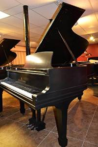 Beautiful Steinway B grand piano / rebuilt with all Steinway parts