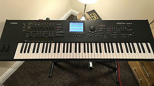 Yamaha Motif XS7 Production Synthesizer