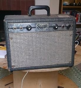 Valco Supro S6606 guitar amp