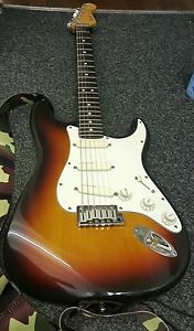 FENDER STRATOCASTER AMERICAN 1988