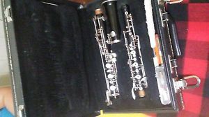 Selmer Model 122F Intermediate Oboe / Grenadilla Wood / MR37487