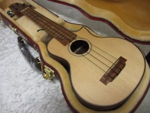 Yokoyama Ukulele USF-WC White Spruce&Camatillo NAT w/hard case F/S #S212