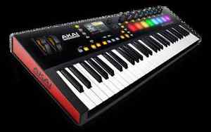 AKAI ADVANCE 61 KEYBOARD MIDI CONTROLLER + VIP SOFTWARE + VST PLUGINS