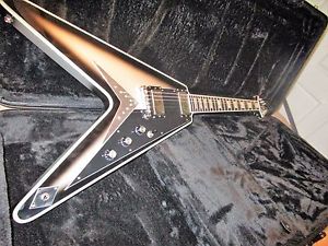 Gibson / Epiphone Limited Edition Brent Hinds Flying V Custom Giutar with Case