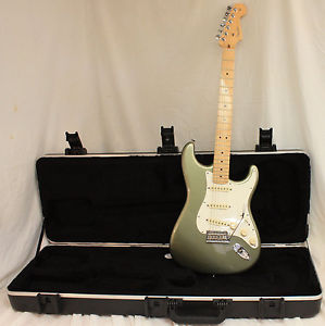 Fender American Standard Stratocaster  - Jade Pearl Metallic (2013)
