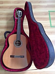 New Classical Guitar Cordoba C9 Crossover Luthier Series Travel Case Included