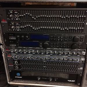 Gear Effects LOT : Crown / LC electronics / DBX + Road case 14u with wheels