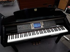 Yamaha CVP210