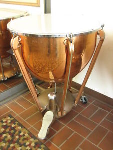 GOOD 26 INCH LUDWIG STANDARD SYMPHONIC COPPER TIMPANI, NO DENTS