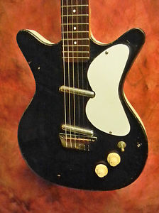 1959 Danelectro Standard Model 3021 Shorthorn Black Vintage Guitar DC2 w/ohsc