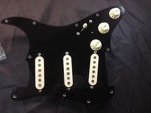 Fender Custom Shop David Gilmour The Black Strat Loaded Pickguard Relic