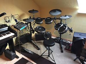 Alesis DM10 Studio Kit + Drumhocker + Pearl Pedal, E-Drum Set, Schlagzeug