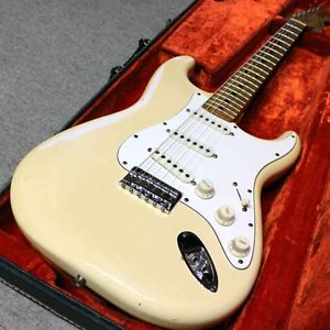 Fender made 1975 Stratocaster Hardtail Olympic White Finish Electric