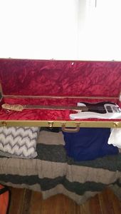 Fender Blacktop Precision Bass White Chrome Pearl