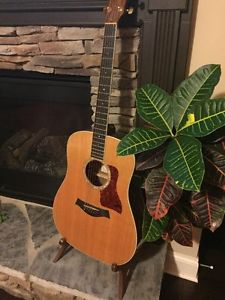 Taylor Guitar DN8 Acoustic - Mint Condition